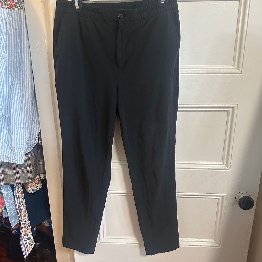 Banana republic Airstretch Taper Pant